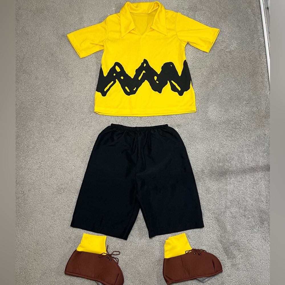 Kids Charlie Brown Costume Size Medium